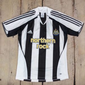 1ª Equipación Newcastle 2005/06