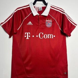 1ª Equipación Bayern 2005/06
